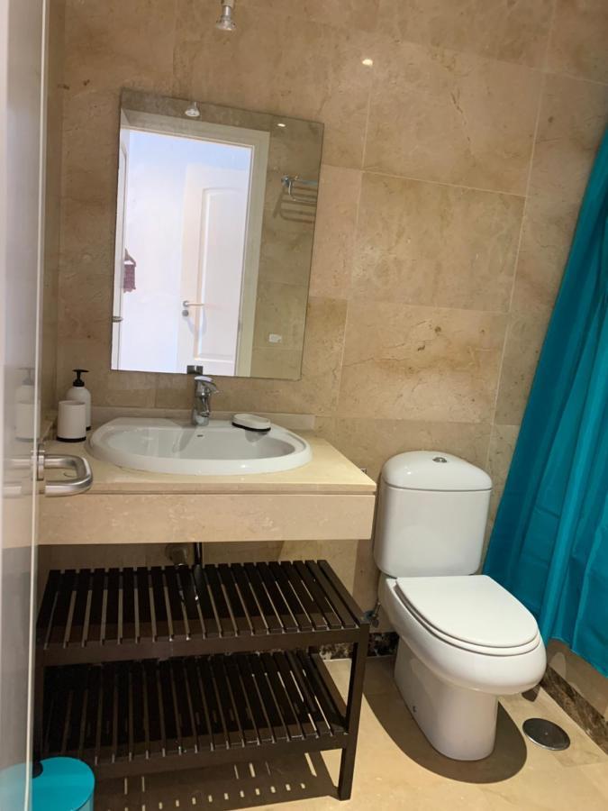 Quiet Family Apartment, 4 Pools, Close To The Beach And Golf, La Marina Alcaidesa 9 02 エクステリア 写真