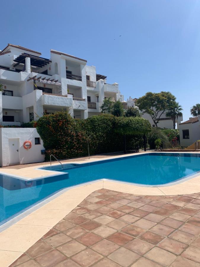 Quiet Family Apartment, 4 Pools, Close To The Beach And Golf, La Marina Alcaidesa 9 02 エクステリア 写真
