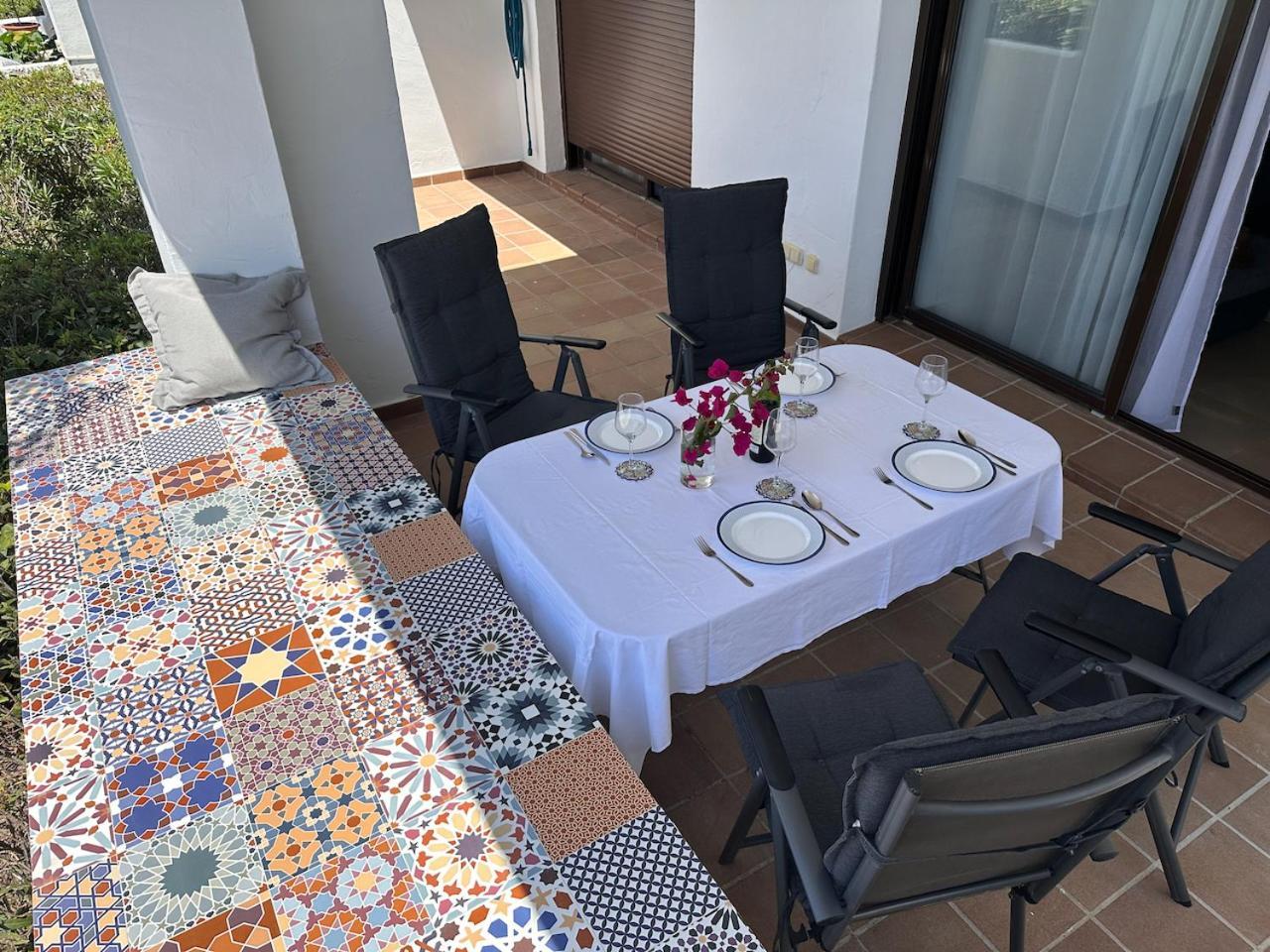 Quiet Family Apartment, 4 Pools, Close To The Beach And Golf, La Marina Alcaidesa 9 02 エクステリア 写真